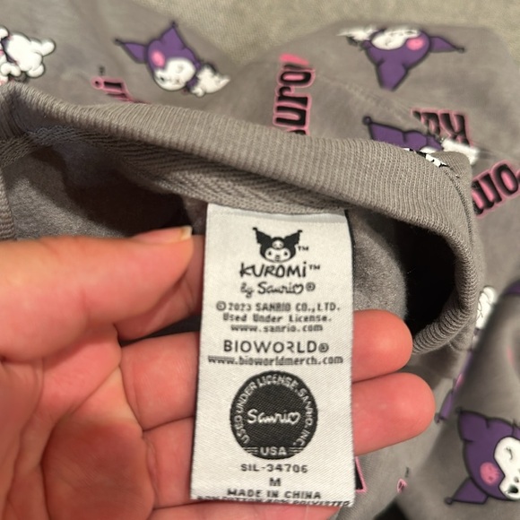 Kuromi sweater - Picture 2 of 2